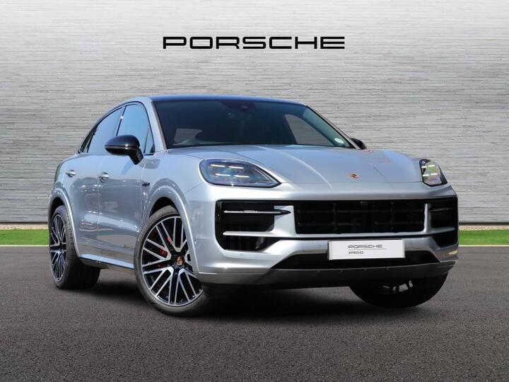 Porsche Cayenne 3.0 V6 E-Hybrid 25.9kWh S Black Edition TiptronicS 4WD Euro 6 (s/s) 5dr