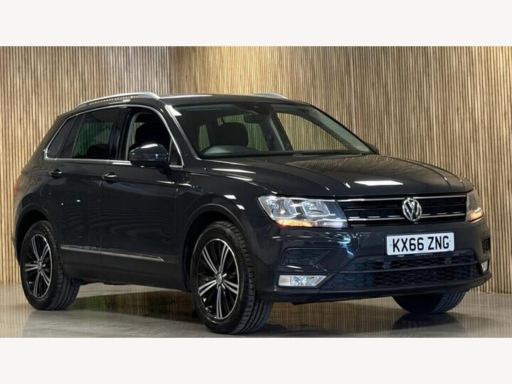 Volkswagen TIGUAN 2.0 TDI BlueMotion Tech SE Navigation Euro 6 (s/s) 5dr