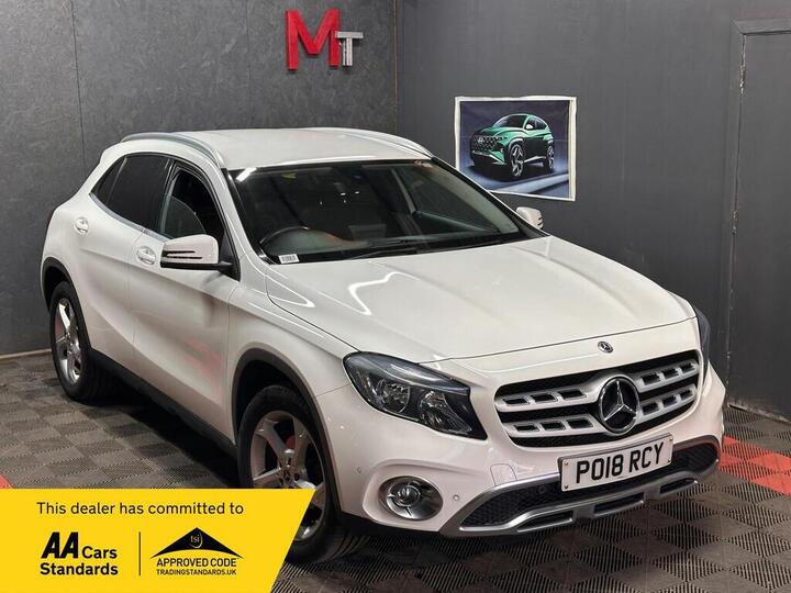 Mercedes-Benz GLA 1.6 GLA200 Sport (Executive) 7G-DCT Euro 6 (s/s) 5dr Mercedes-Benz GLA 1.6 GLA200 Sport (Executive) 7G-DCT Euro 6 (s/s) 5dr