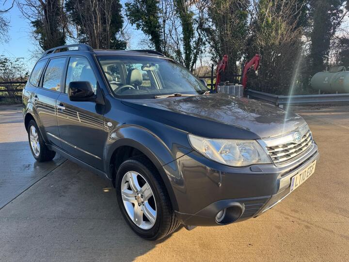 Subaru Forester 2.0 XS 4WD Euro 4 5dr Subaru Forester 2.0 XS 4WD Euro 4 5dr