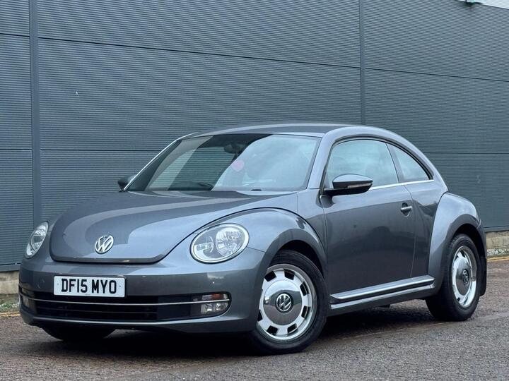 Volkswagen Beetle 1.6 TDI BlueMotion Tech Design Euro 5 (s/s) 3dr Volkswagen Beetle 1.6 TDI BlueMotion Tech Design Euro 5 (s/s) 3dr