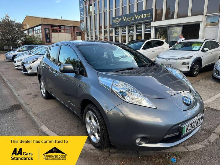 Nissan Leaf 24kWh Tekna Auto 5dr
