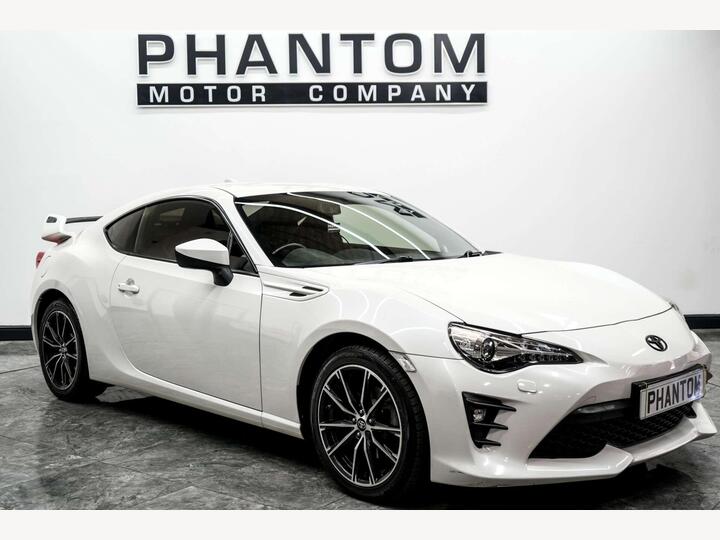 Toyota GT86 2.0 Boxer D-4S Pro Euro 6 2dr
