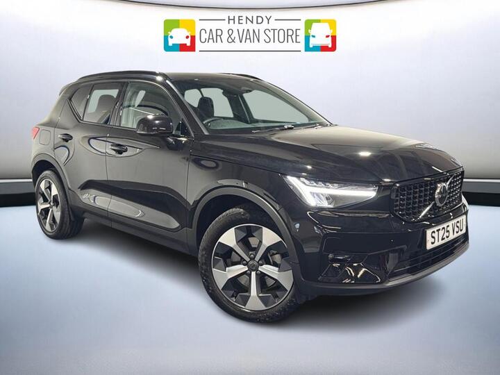 Volvo XC40 2.0 B4 MHEV Plus DCT Auto Euro 6 (s/s) 5dr