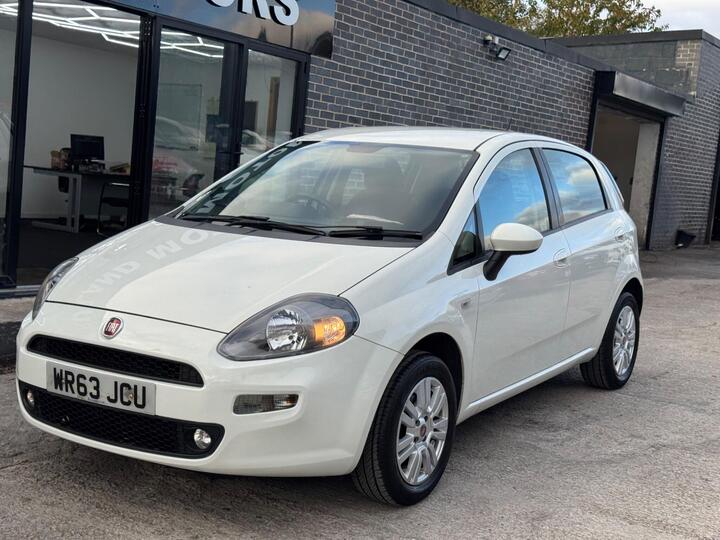 Fiat Punto 1.4 Easy Manual Euro 5 (s/s) 5dr
