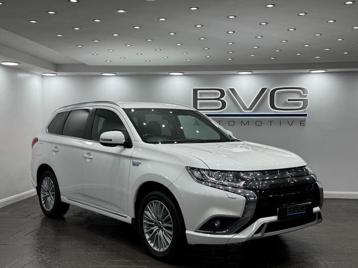 Mitsubishi Outlander 2.4h TwinMotor 13.8kWh Dynamic CVT 4WD Euro 6 (s/s) 5dr