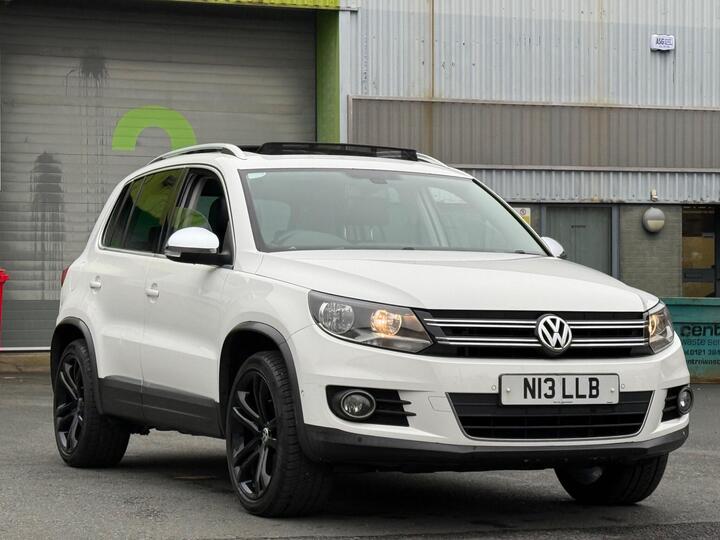 Volkswagen Tiguan 2.0 TDI Sport 4WD Euro 5 5dr