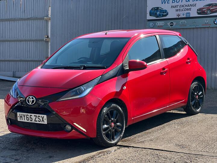 Toyota AYGO 1.0 VVT-i X-play X-shift Euro 5 5dr Euro 5