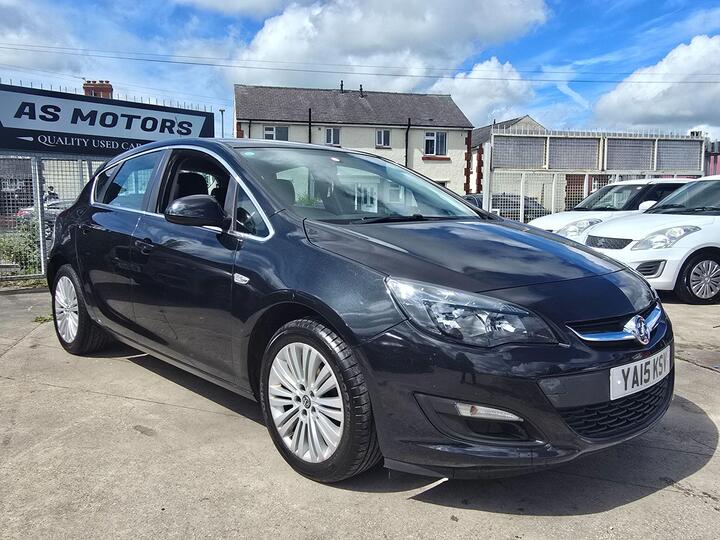 Vauxhall Astra 1.4i Excite Euro 6 5dr