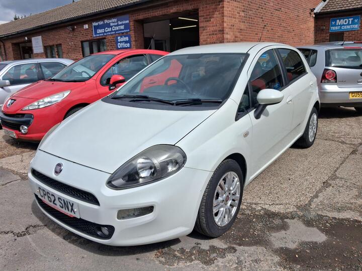 Fiat Punto 1.2 Easy Manual Euro 5 5dr
