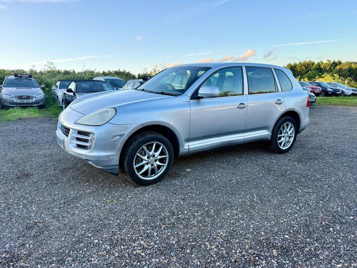 Porsche Cayenne 4.8 S Tiptronic S AWD 5dr