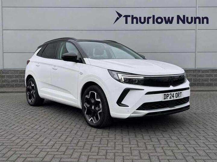 Vauxhall Grandland 1.6 14.2kWh Ultimate Auto Euro 6 (s/s) 5dr