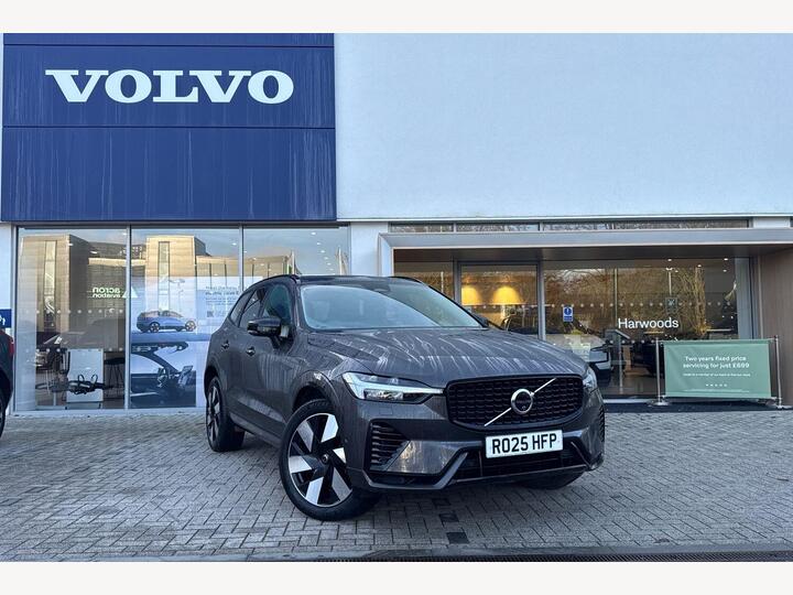 Volvo XC60 2.0h T8 18.8kWh Ultra Dark Auto AWD Euro 6 (s/s) 5dr
