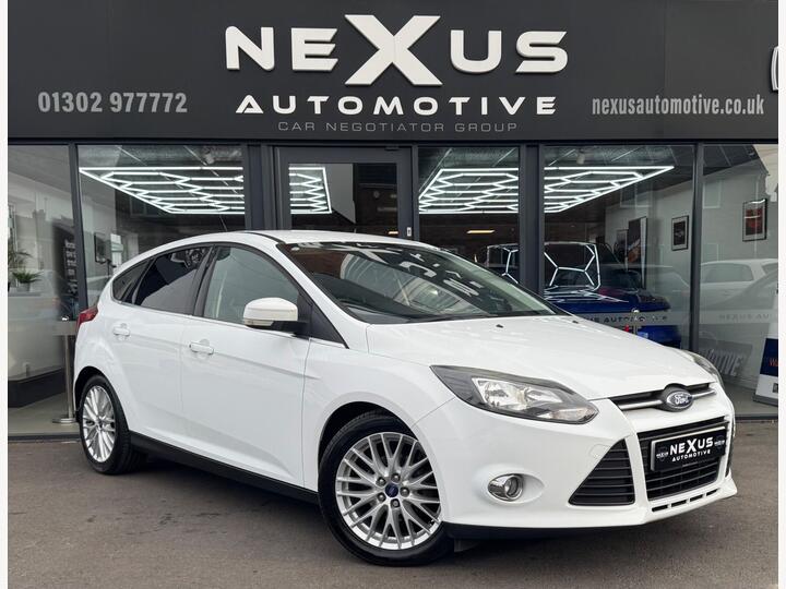 Ford Focus 1.6 TDCi Zetec Euro 5 (s/s) 5dr