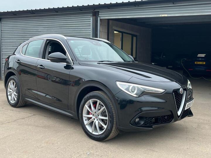 Alfa Romeo STELVIO 2.2 TD Speciale Auto Q4 AWD Euro 6 (s/s) 5dr