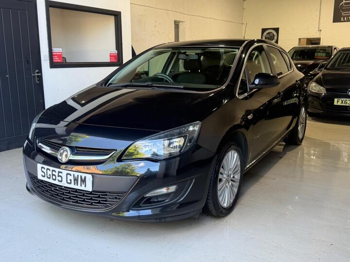 Vauxhall Astra 1.4i Excite Euro 6 5dr