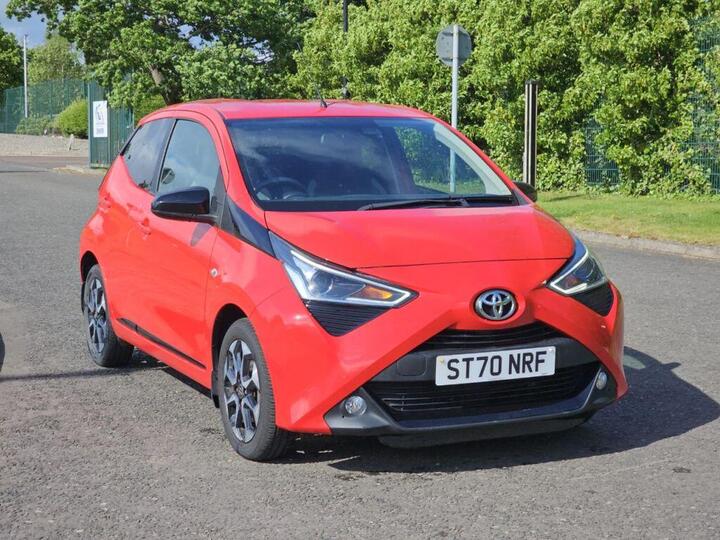 Toyota Aygo 1.0 VVT-i X-trend Euro 6 5dr (Safety Sense) Toyota Aygo 1.0 VVT-i X-trend Euro 6 5dr (Safety Sense)