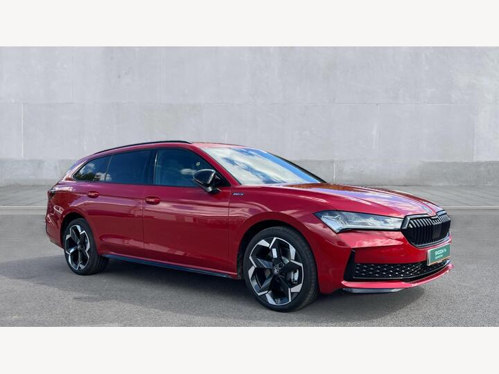 Skoda Superb 1.5 TSI IV 25.7kWh SportLine DSG Euro 6 (s/s) 5dr Skoda Superb 1.5 TSI IV 25.7kWh SportLine DSG Euro 6 (s/s) 5dr