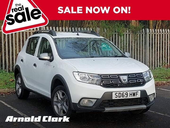 Dacia Sandero Stepway 0.9 TCe Essential Euro 6 (s/s) 5dr