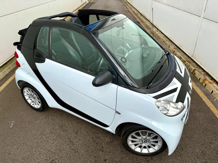 Smart Fortwo 1.0 MHD Passion Cabriolet SoftTouch Euro 5 (s/s) 2dr