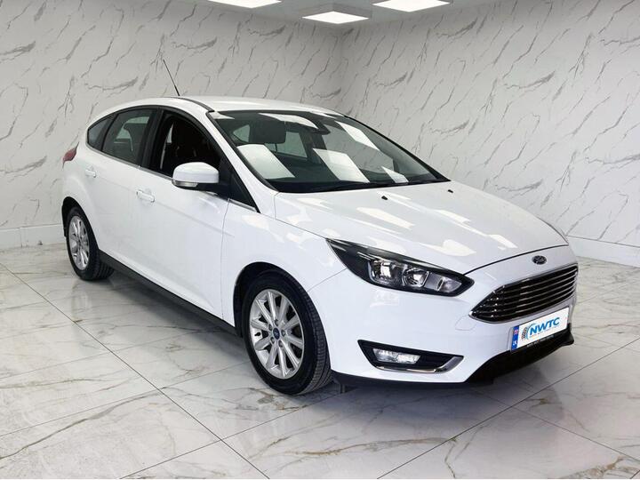 Ford FOCUS 1.0T EcoBoost Titanium Euro 6 (s/s) 5dr
