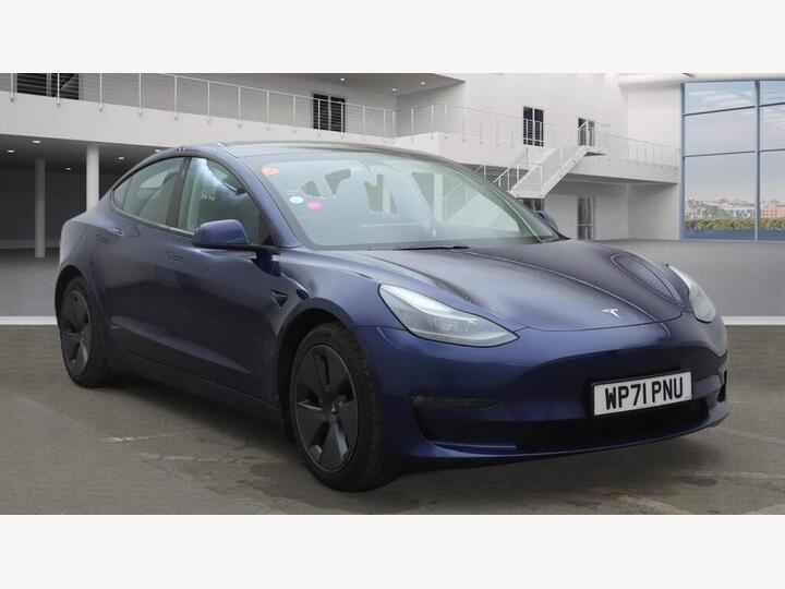 Tesla Model 3 (Dual Motor) Long Range Auto 4WDE 4dr Tesla Model 3 (Dual Motor) Long Range Auto 4WDE 4dr