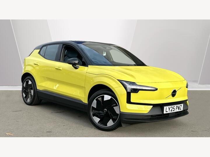 Volvo EX30 Twin Performance 69kWh Plus Auto AWD 5dr