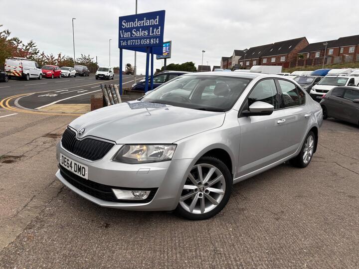 Skoda Octavia 1.6 TDI Elegance DSG Euro 5 (s/s) 5dr