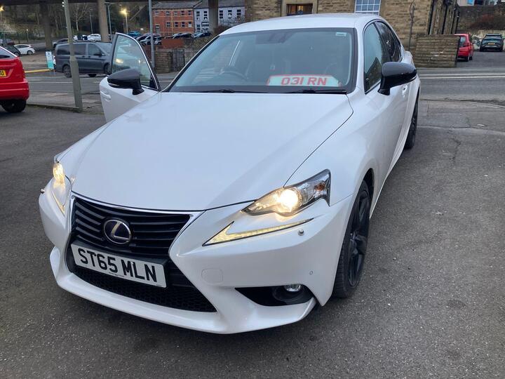 Lexus IS 2.5 300h Sport E-CVT Euro 6 (s/s) 4dr