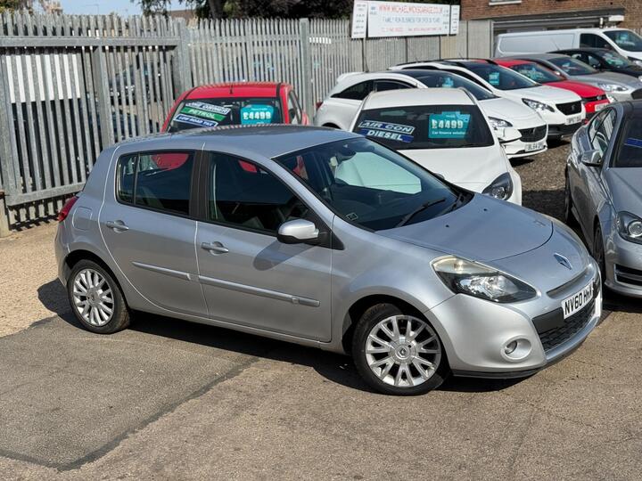 Renault Clio 1.2 TCe Dynamique TomTom Euro 5 5dr
