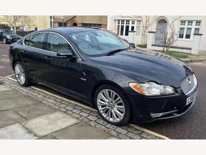 Jaguar XF 3.0d V6 Premium Luxury Auto Euro 5 4dr