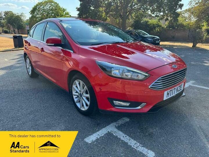 Ford Focus 1.0T EcoBoost Titanium Euro 6 (s/s) 5dr