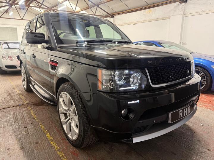 Land Rover Range Rover Sport 3.0 SD V6 HSE Red Auto 4WD Euro 5 5dr Land Rover Range Rover Sport 3.0 SD V6 HSE Red Auto 4WD Euro 5 5dr