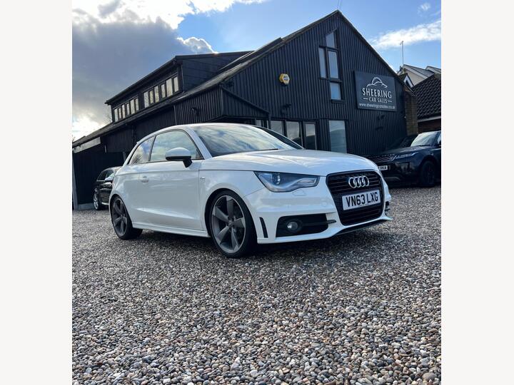 Audi A1 1.4 TFSI CoD Black Edition S Tronic Euro 5 (s/s) 3dr