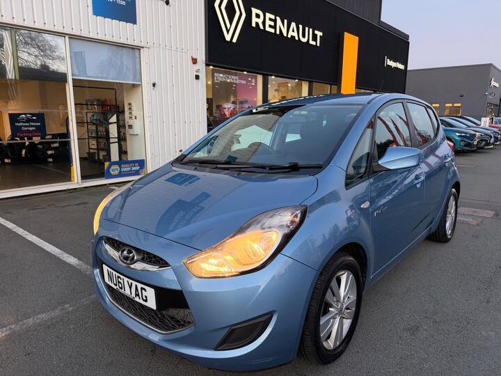 Hyundai Ix20 1.4 CRDi Active Euro 5 (s/s) 5dr Hyundai Ix20 1.4 CRDi Active Euro 5 (s/s) 5dr
