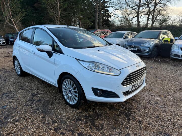 Ford Fiesta 1.0T EcoBoost Titanium Euro 5 (s/s) 5dr