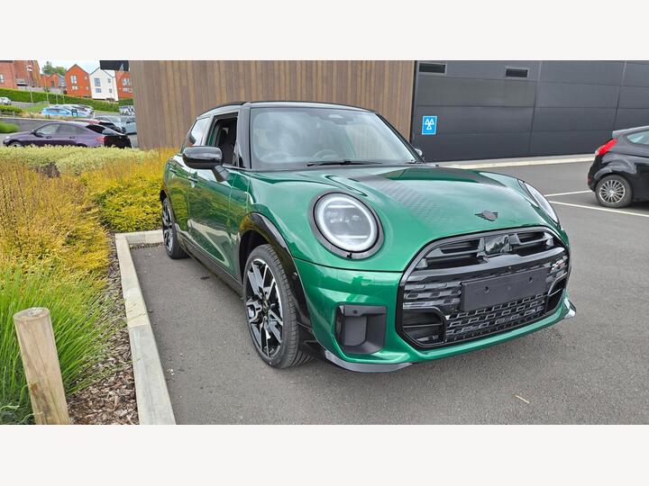 MINI Cooper 2.0S Sport Steptronic Euro 6 (s/s) 5dr