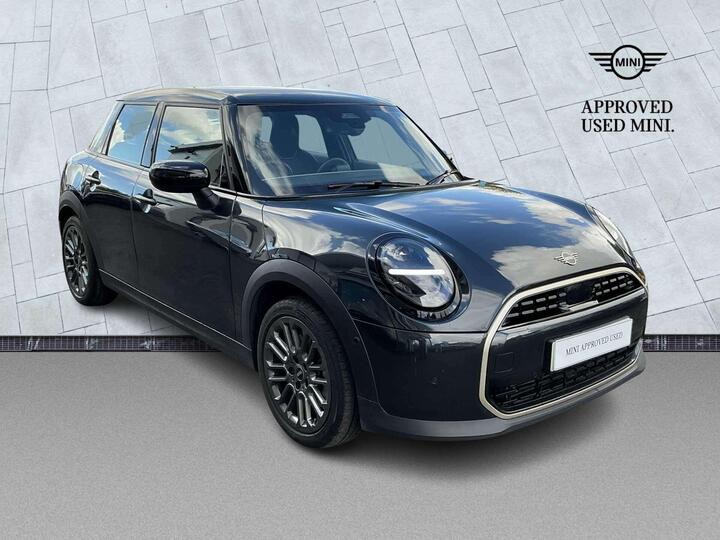 MINI Hatch 1.5C Exclusive Steptronic Euro 6 (s/s) 5dr