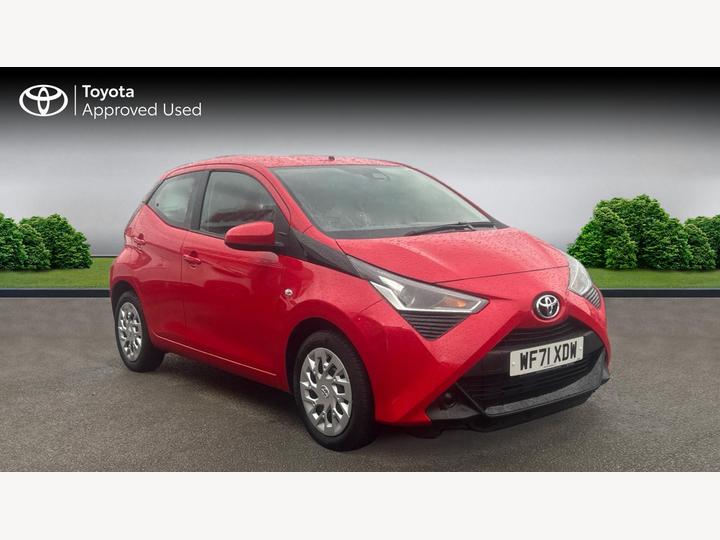 Toyota AYGO 1.0 VVT-i X-play X-shift Euro 6 5dr (Safety Sense)