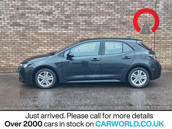 Toyota COROLLA 1.8 VVT-h Icon CVT Euro 6 (s/s) 5dr