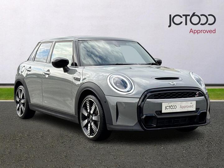 MINI Hatch 2.0 Cooper S Exclusive Steptronic Euro 6 (s/s) 5dr