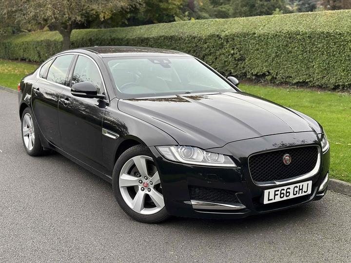 Jaguar XF 2.0d Prestige Auto Euro 6 (s/s) 4dr