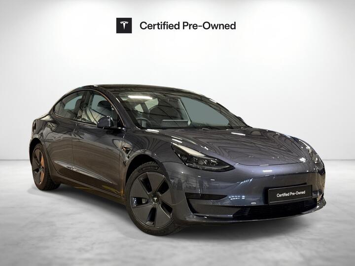 Tesla Model 3 Standard Range Plus Auto RWD 4dr
