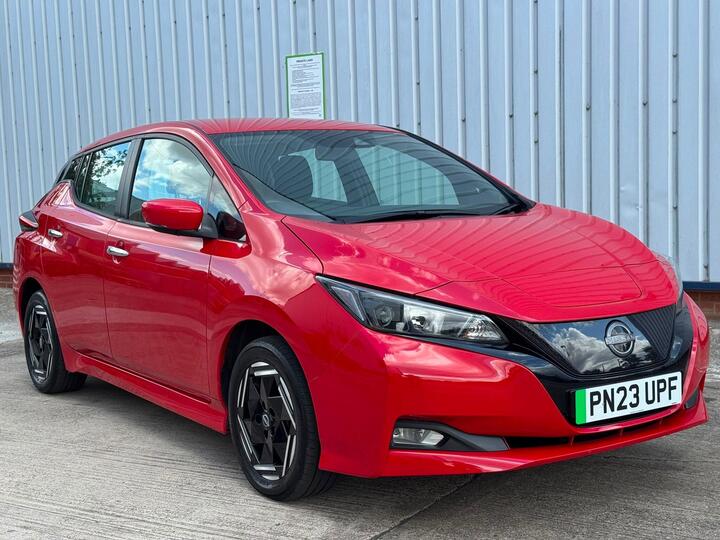 Nissan Leaf 39kWh Acenta Auto 5dr