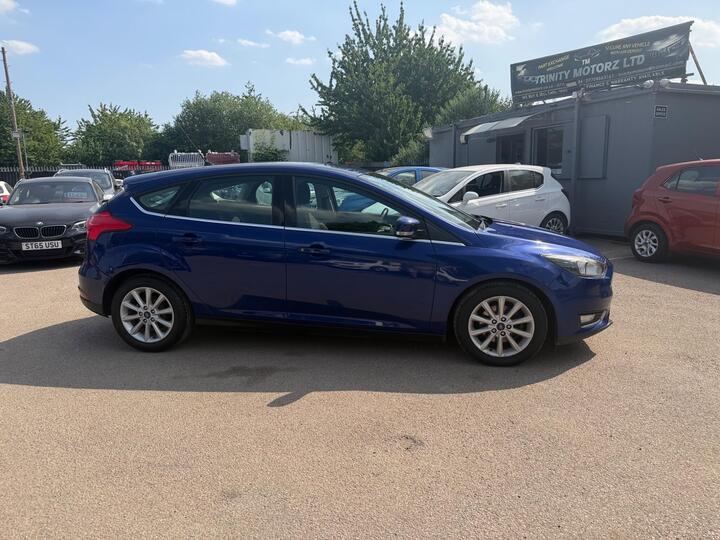 Ford Focus 1.6 TDCi Titanium Euro 5 (s/s) 5dr