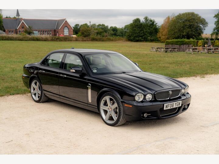 Jaguar XJ 2.7 TD Sport Premium 4dr