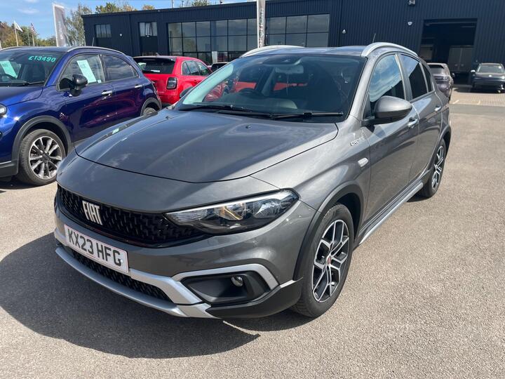 Fiat Tipo 1.5 FireFly Turbo MHEV Cross DCT Euro 6 (s/s) 5dr