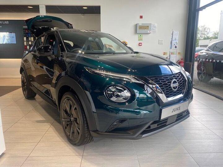Nissan Juke 1.0 DIG-T N-Connecta Euro 6 (s/s) 5dr
