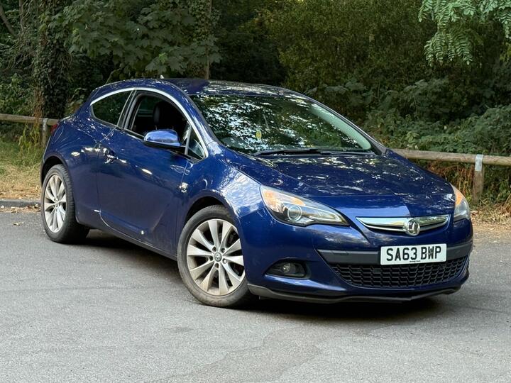 Vauxhall Astra GTC 2.0 CDTi SRi Euro 5 (s/s) 3dr