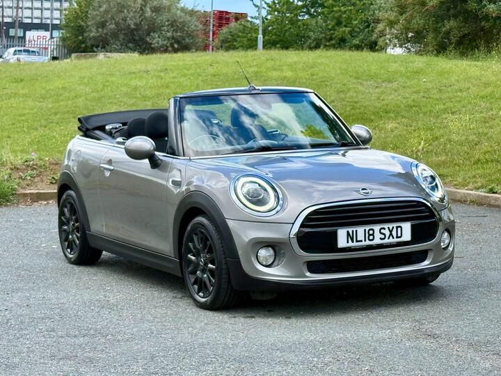 MINI Convertible 1.5 Cooper Steptronic Euro 6 (s/s) 2dr MINI Convertible 1.5 Cooper Steptronic Euro 6 (s/s) 2dr